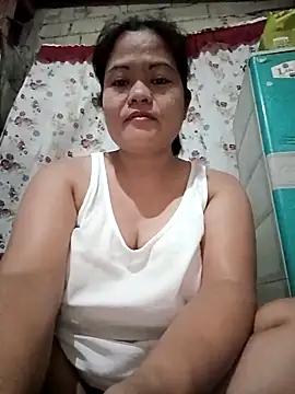 Snapshot of DignaRocero chatting on October 2025 03:01:01 PM DignaRocero online show from October 2025 03:01:01 PM