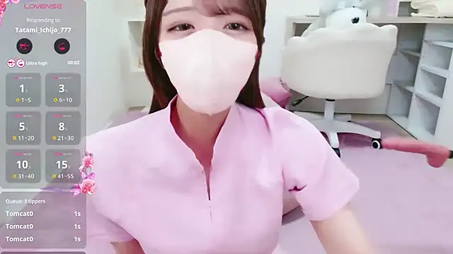 Reina Fcup online show from April 2026 11:14:02 AM