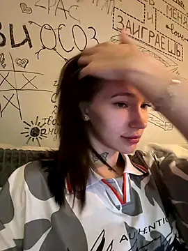 AsyaMiller online show from December 2025 06:16:01 PM