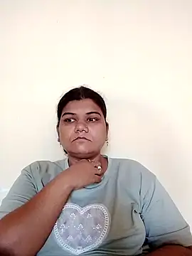 Snapshot of Meenu_tiwari chatting on October 2025 11:31:01 AM Meenu tiwari online show from October 2025 11:31:01 AM