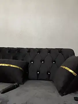 Emilia Mausi online show from March 2026 07:54:01 PM