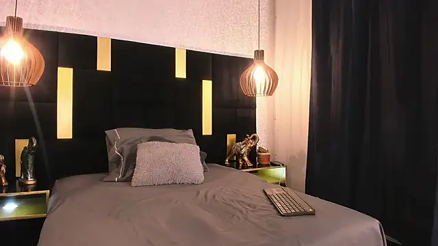 Lucio  Fox online show from February 2026 11:53:01 AM