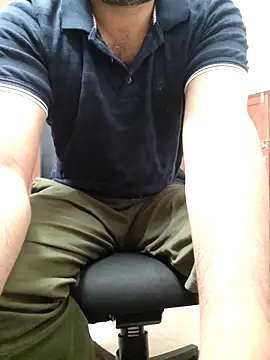 hairysub indiaxh online show from October 2025 03:00:01 PM