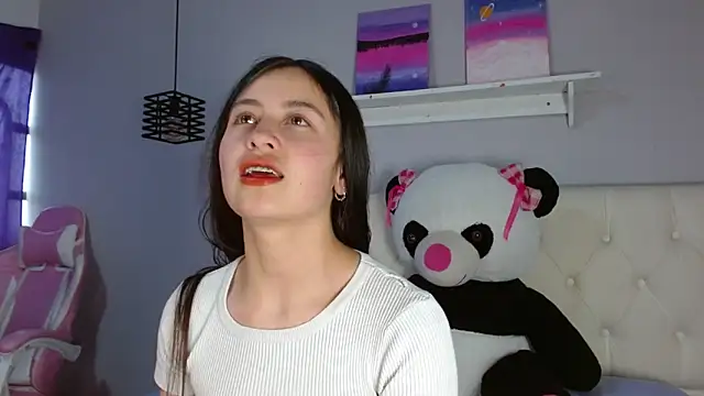 Zaaida  online show from October 2025 01:22:02 PM