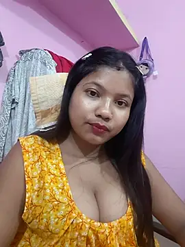 Snapshot of Redchery chatting on June 2026 05:57:02 PM Redchery online show from June 2026 05:57:02 PM