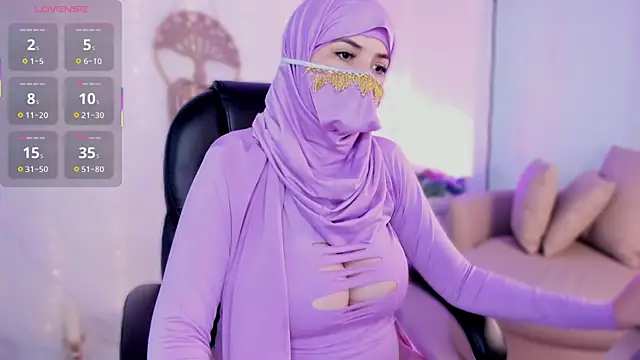 Snapshot of salma_isawwii chatting on September 2025 01:48:02 PM salma isawwii online show from September 2025 01:48:02 PM