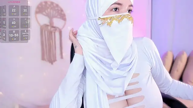 Snapshot of salma_isawwii chatting on October 2025 02:18:01 PM salma isawwii online show from October 2025 02:18:01 PM