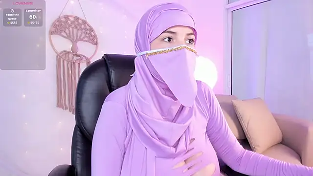 Snapshot of salma_isawwii chatting on October 2025 02:18:02 PM salma isawwii online show from October 2025 02:18:02 PM