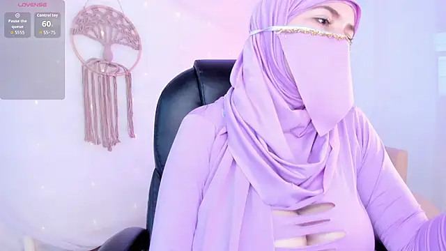 Snapshot of salma_isawwii chatting on October 2025 02:07:01 PM salma isawwii online show from October 2025 02:07:01 PM