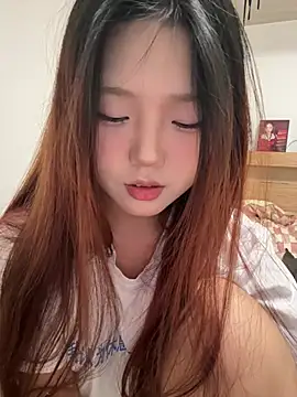 Snapshot of mimi9420 chatting on May 2026 02:45:02 PM mimi9420 online show from May 2026 02:45:02 PM