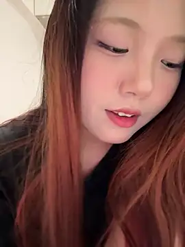 Snapshot of mimi9420 chatting on June 2026 03:17:01 PM mimi9420 online show from June 2026 03:17:01 PM