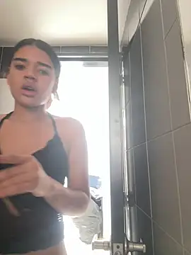 Miagomezx online show from February 2026 04:29:01 PM