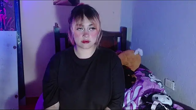 caro lina20 online show from November 2025 05:39:02 AM