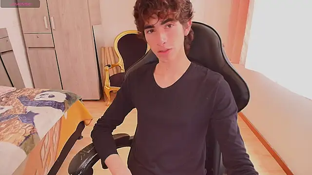 Snapshot of Nude_Boy18 chatting on September 2025 04:18:01 PM Nude Boy18 online show from September 2025 04:18:01 PM