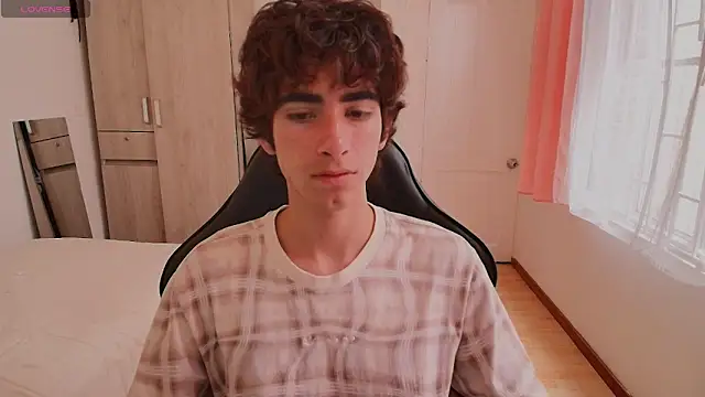 Snapshot of Nude_Boy18 chatting on September 2025 08:21:01 PM Nude Boy18 online show from September 2025 08:21:01 PM