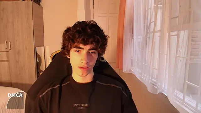 Snapshot of Nude_Boy18 chatting on September 2025 10:15:01 PM Nude Boy18 online show from September 2025 10:15:01 PM