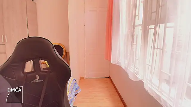 Snapshot of Nude_Boy18 chatting on October 2025 08:29:02 PM Nude Boy18 online show from October 2025 08:29:02 PM