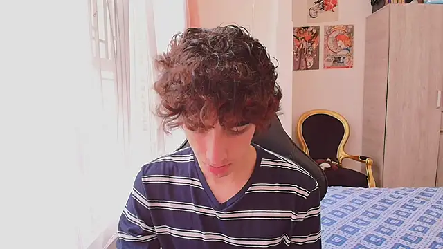 Snapshot of Nude_Boy18 chatting on October 2025 05:26:02 PM Nude Boy18 online show from October 2025 05:26:02 PM