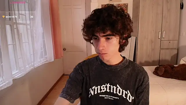 Snapshot of Nude_Boy18 chatting on November 2025 10:09:02 PM Nude Boy18 online show from November 2025 10:09:02 PM