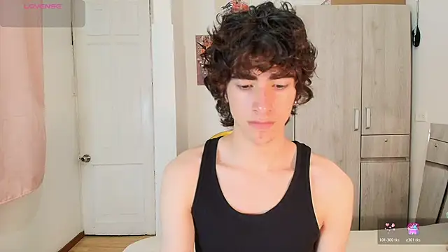 Snapshot of Nude_Boy18 chatting on November 2025 11:10:01 PM Nude Boy18 online show from November 2025 11:10:01 PM