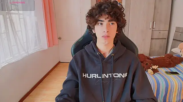 Snapshot of Nude_Boy18 chatting on November 2025 07:38:01 PM Nude Boy18 online show from November 2025 07:38:01 PM