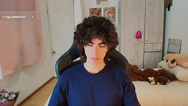 Nude Boy18 online show from February 2026 12:37:02 AM