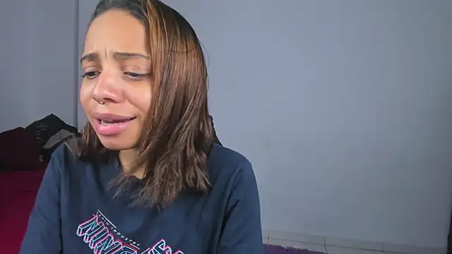 Snapshot of yumi_hanna chatting on March 2026 04:18:01 AM yumi hanna online show from March 2026 04:18:01 AM