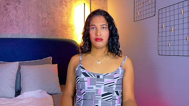 isabellaho1317 online show from October 2025 08:25:01 PM