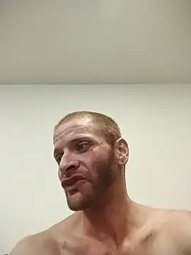 Snapshot of Daddyrabbit117 chatting on April 2026 09:33:02 AM Daddyrabbit117 online show from April 2026 09:33:02 AM