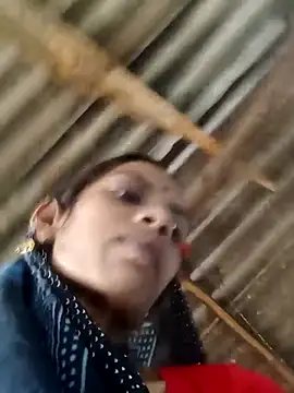 Snapshot of Joshi_Love143 chatting on September 2025 04:01:01 AM Joshi Love143 online show from September 2025 04:01:01 AM