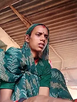 Snapshot of Joshi_Love143 chatting on September 2025 03:40:02 AM Joshi Love143 online show from September 2025 03:40:02 AM