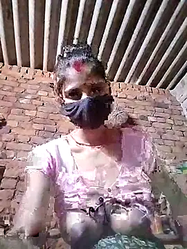 Snapshot of Joshi_Love143 chatting on October 2025 07:25:01 AM Joshi Love143 online show from October 2025 07:25:01 AM