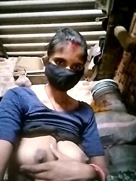 Snapshot of Joshi_Love143 chatting on November 2025 01:00:02 PM Joshi Love143 online show from November 2025 01:00:02 PM