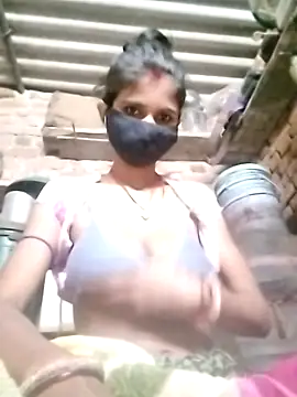 Snapshot of Joshi_Love143 chatting on November 2025 02:09:02 PM Joshi Love143 online show from November 2025 02:09:02 PM