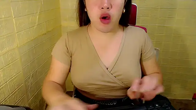 xUrDreamSlutWhore online show from November 2025 10:09:02 PM