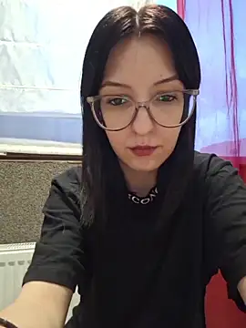 Snapshot of AllexyAle chatting on March 2026 04:33:01 PM AllexyAle online show from March 2026 04:33:01 PM