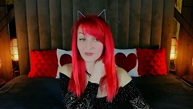 Snapshot of BrandyBloom chatting on April 2026 07:33:02 PM BrandyBloom online show from April 2026 07:33:02 PM