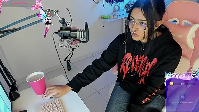 Snapshot of Angel_kanon chatting on March 2026 12:49:01 PM Angel kanon online show from March 2026 12:49:01 PM