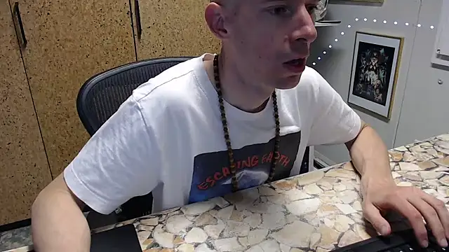 Snapshot of sakiramissy chatting on April 2026 06:22:02 AM sakiramissy online show from April 2026 06:22:02 AM