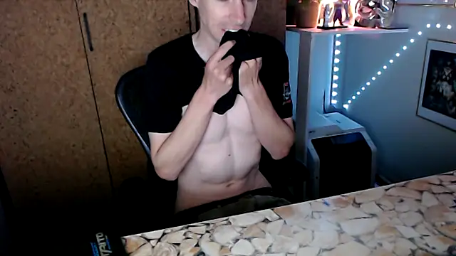 Snapshot of sakiramissy chatting on April 2026 12:44:02 PM sakiramissy online show from April 2026 12:44:02 PM