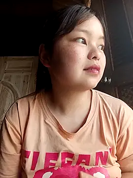 Snapshot of XoiXoi232 chatting on February 2026 03:47:01 AM XoiXoi232 online show from February 2026 03:47:01 AM