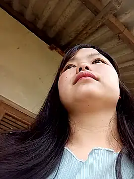 Snapshot of XoiXoi232 chatting on March 2026 01:21:02 AM XoiXoi232 online show from March 2026 01:21:02 AM