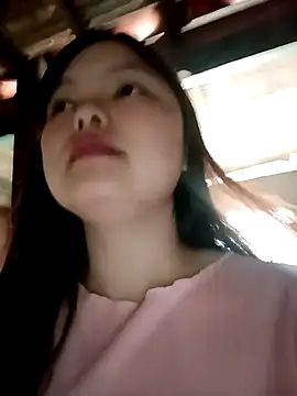 Snapshot of XoiXoi232 chatting on March 2026 01:22:02 AM XoiXoi232 online show from March 2026 01:22:02 AM