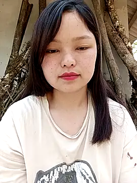 Snapshot of XoiXoi232 chatting on April 2026 01:04:01 AM XoiXoi232 online show from April 2026 01:04:01 AM