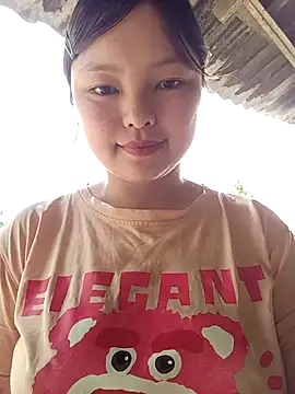 Snapshot of XoiXoi232 chatting on April 2026 02:17:02 AM XoiXoi232 online show from April 2026 02:17:02 AM