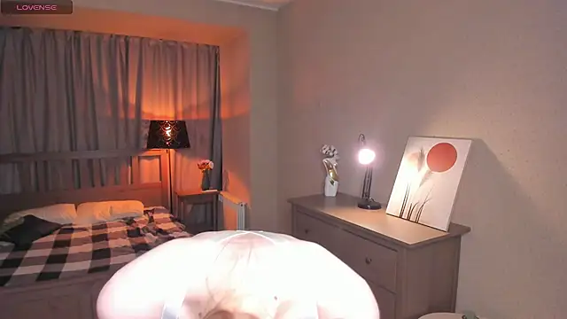 OdellaFrake online show from October 2025 09:05:02 PM