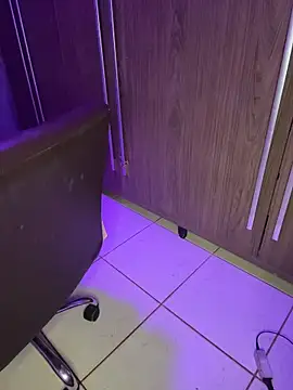 Malika khalid online show from September 2025 01:51:02 AM