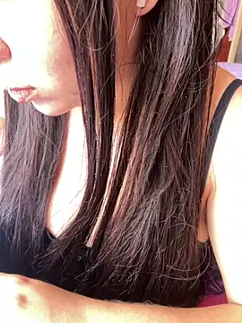 Malika khalid online show from October 2025 05:43:02 PM