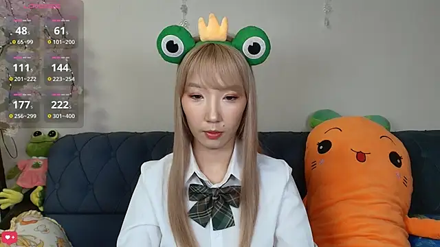 Snapshot of Yume_ko chatting on April 2026 12:21:01 PM Yume ko online show from April 2026 12:21:01 PM