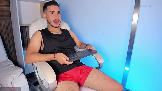 Snapshot of Axel_grey_ chatting on September 2025 01:02:02 PM Axel grey online show from September 2025 01:02:02 PM